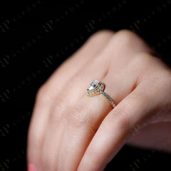 Bague en moissanite taille poire 10 carats de 0,70 TCW pour femme